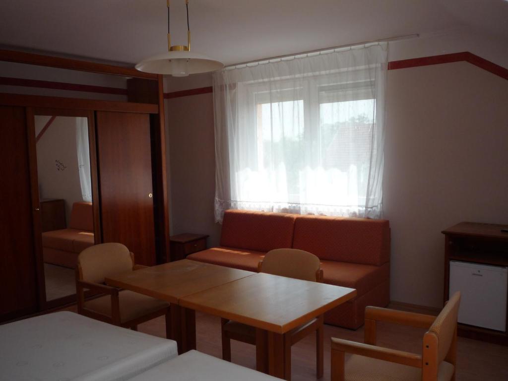 شقة Sárvár  في Beauty Med Apartman الغرفة الصورة